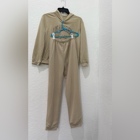 SHEIN • Girls Tan Jogger Hoodie • sz Small - Picture 2 of 10